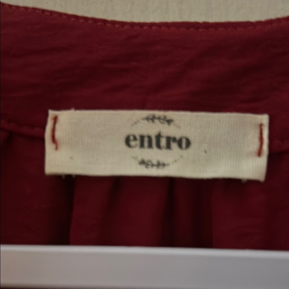 Entro Deep Red Blouse - Picture 2 of 10